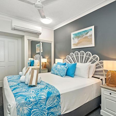 Alassio Apartments With Direct Pool Access Палм Коув Стая снимка