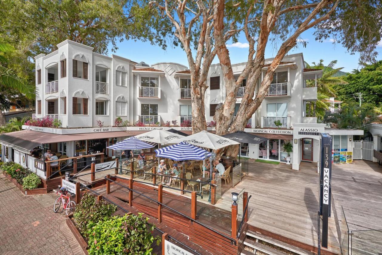 Alassio Apartments With Direct Pool Access Палм Коув Екстериор снимка