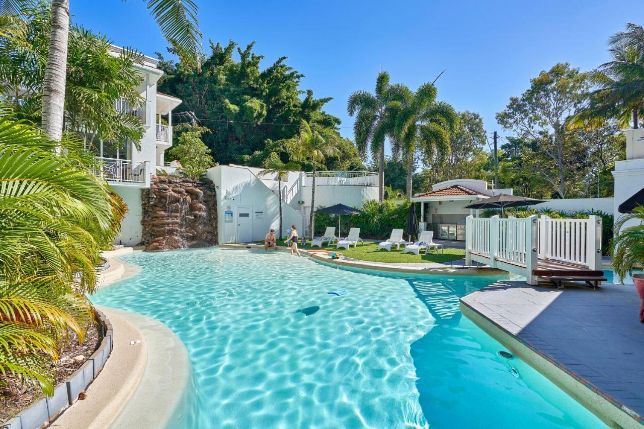 Alassio Apartments With Direct Pool Access Палм Коув Екстериор снимка